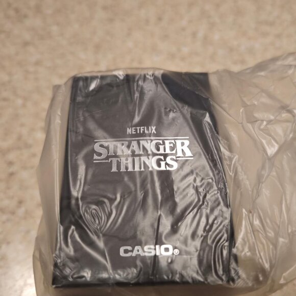 Stranger Things x Vintage Casio Watch - Brand New - Picture 6 of 6